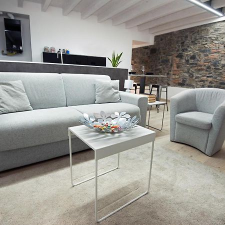 Larius Apartment Комо Экстерьер фото